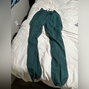 Eddie Bauer joggers, size M TALL